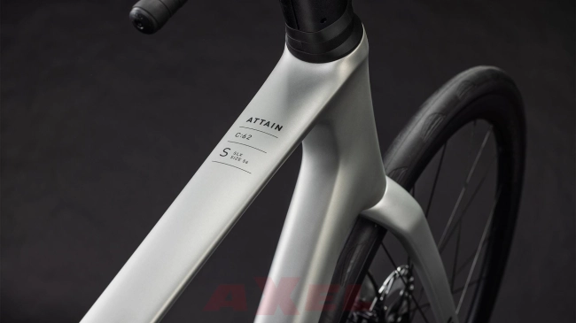 rower-cube-125600-attain-c-62-slx (5).jpg